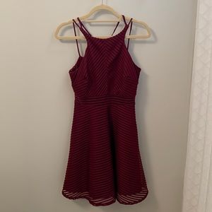 Sleeveless Mini Dress        Brand: Dear Moon Size: 7 Color: Maroon
